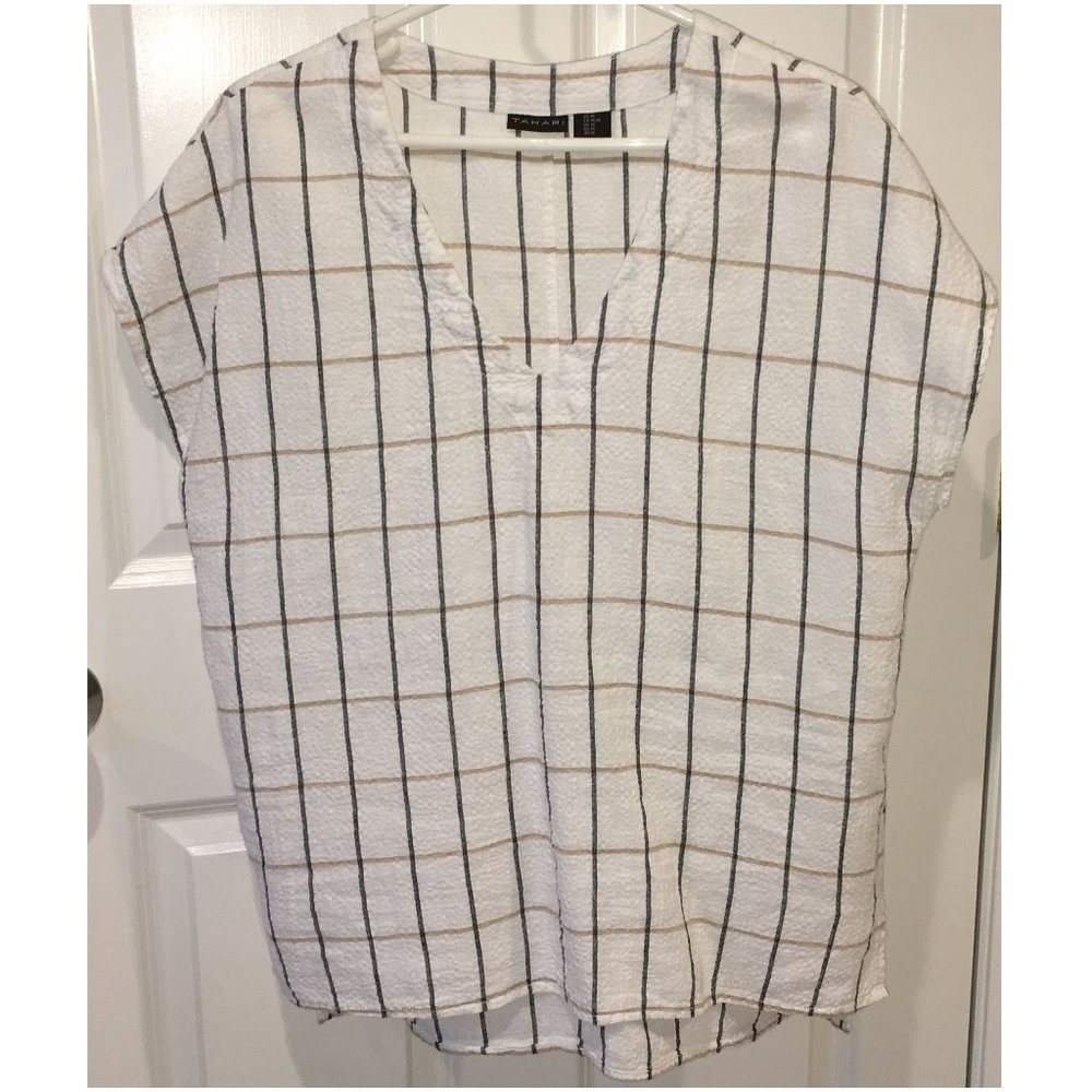 NEW! Tunic style top
